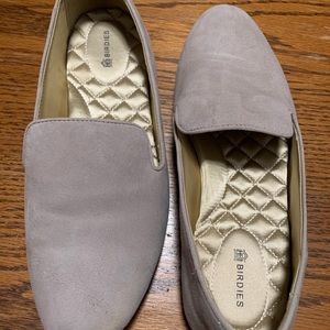 Birdies “The Starling”. They’re flats, they’re slippers. Lined with silk!